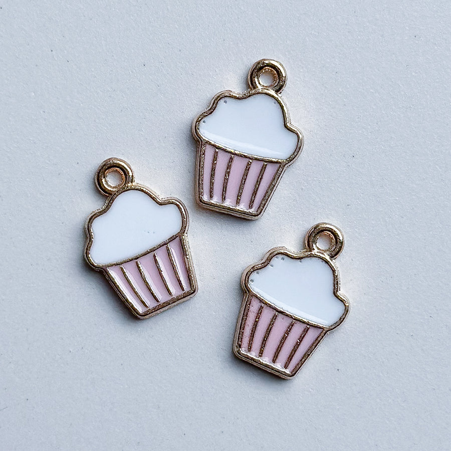 Charm Cupcake - white & pink