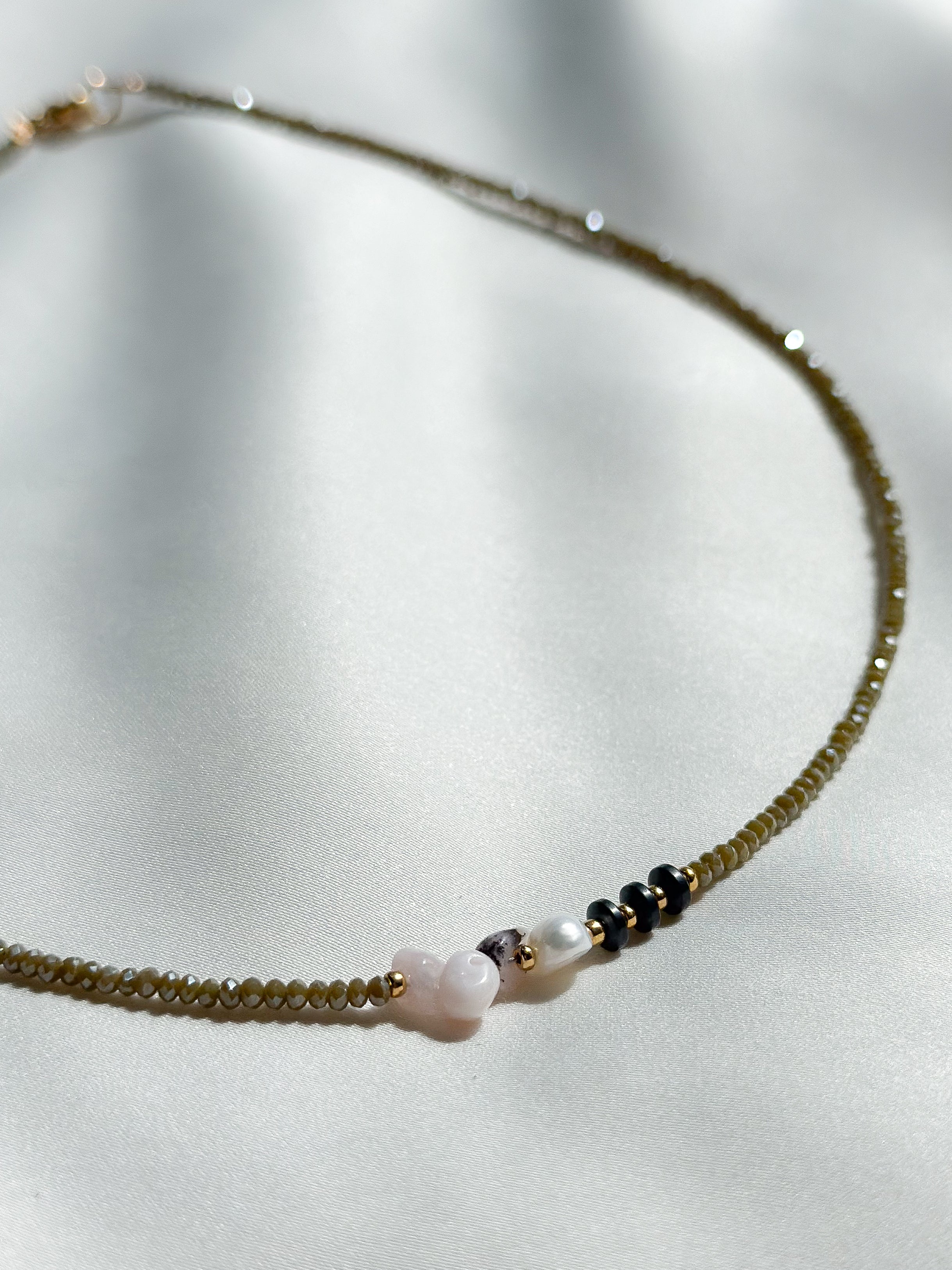 Chain cut glass - olive green