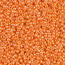 423 - Opaque Light Orange Luster - 11/0