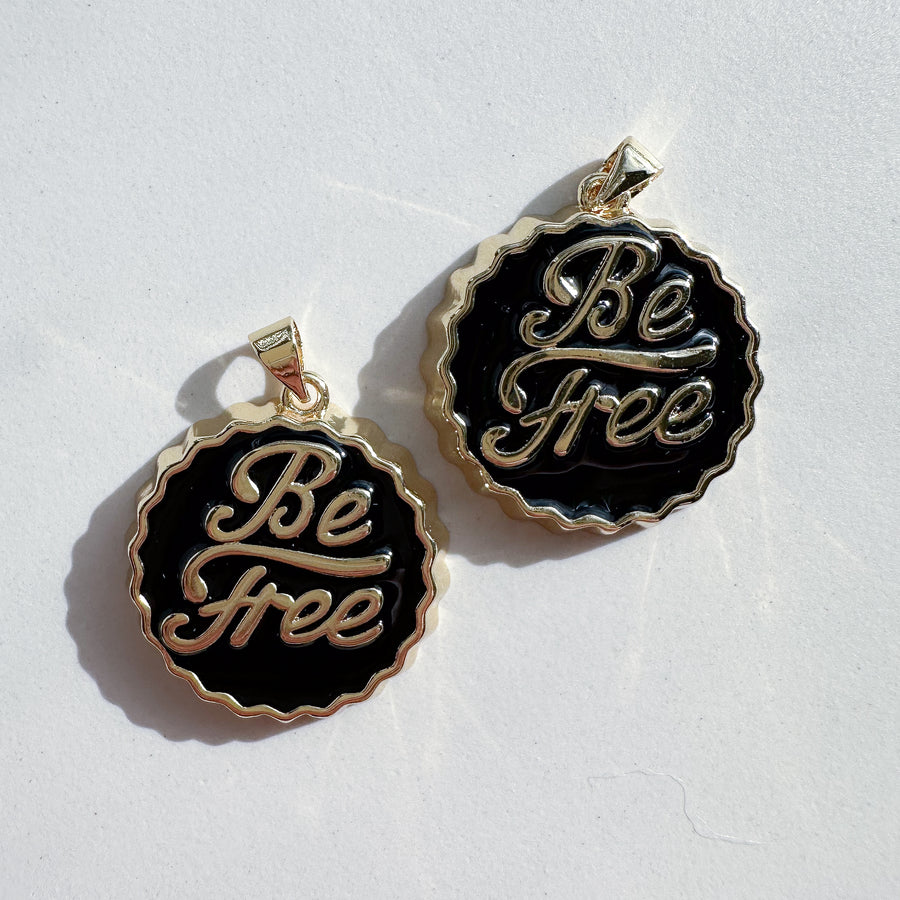 Charm Be Free cap - black