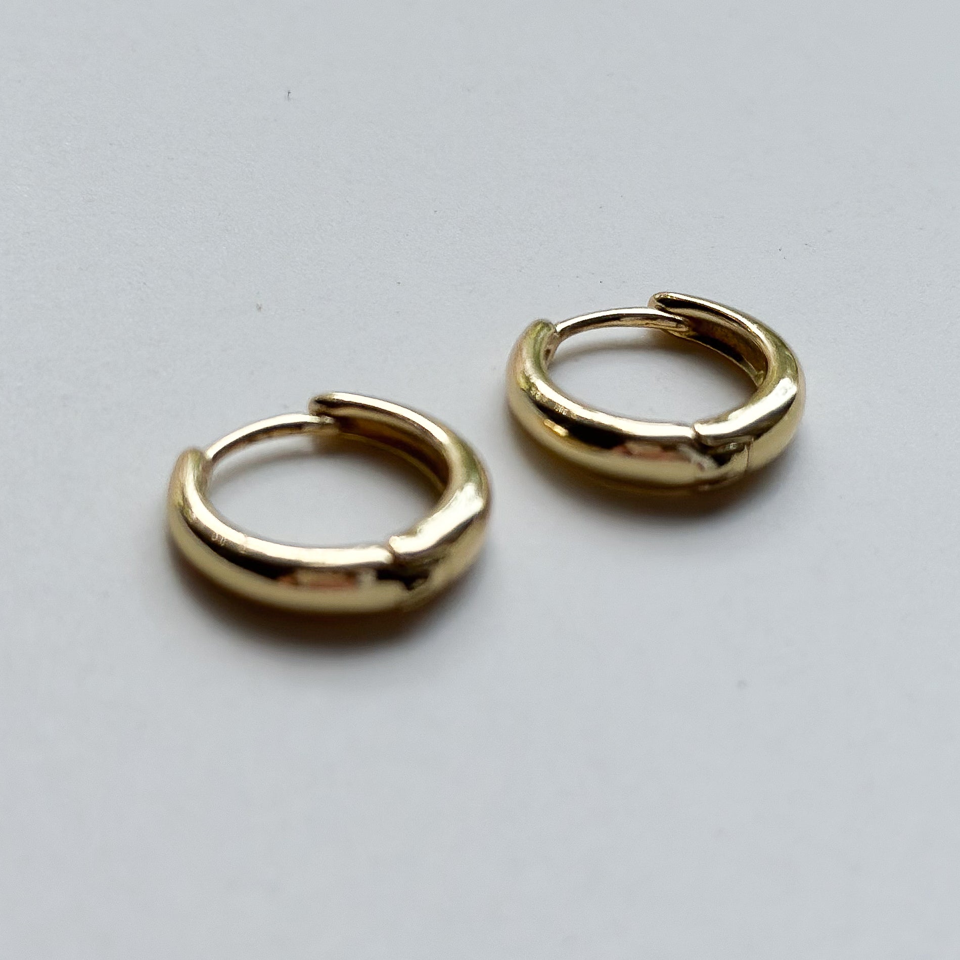 Earring hoops - base gold