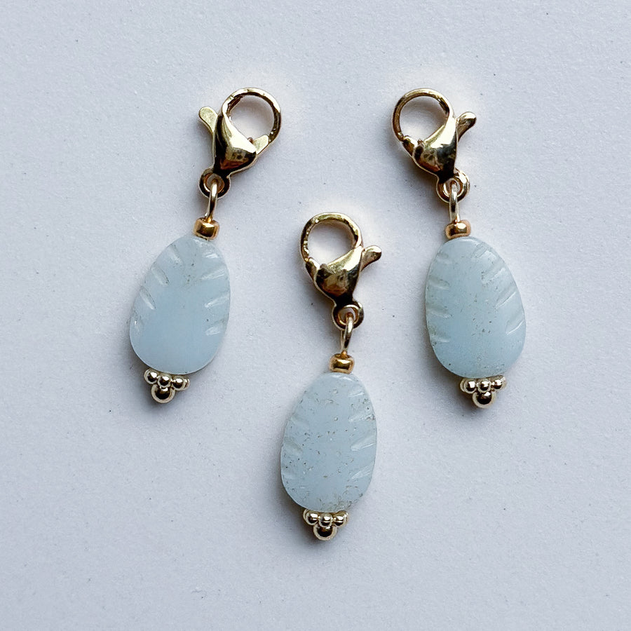 Charm Clip-on natural stone - light blue