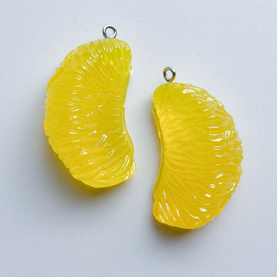 Charm Mandarin segment 3D - yellow