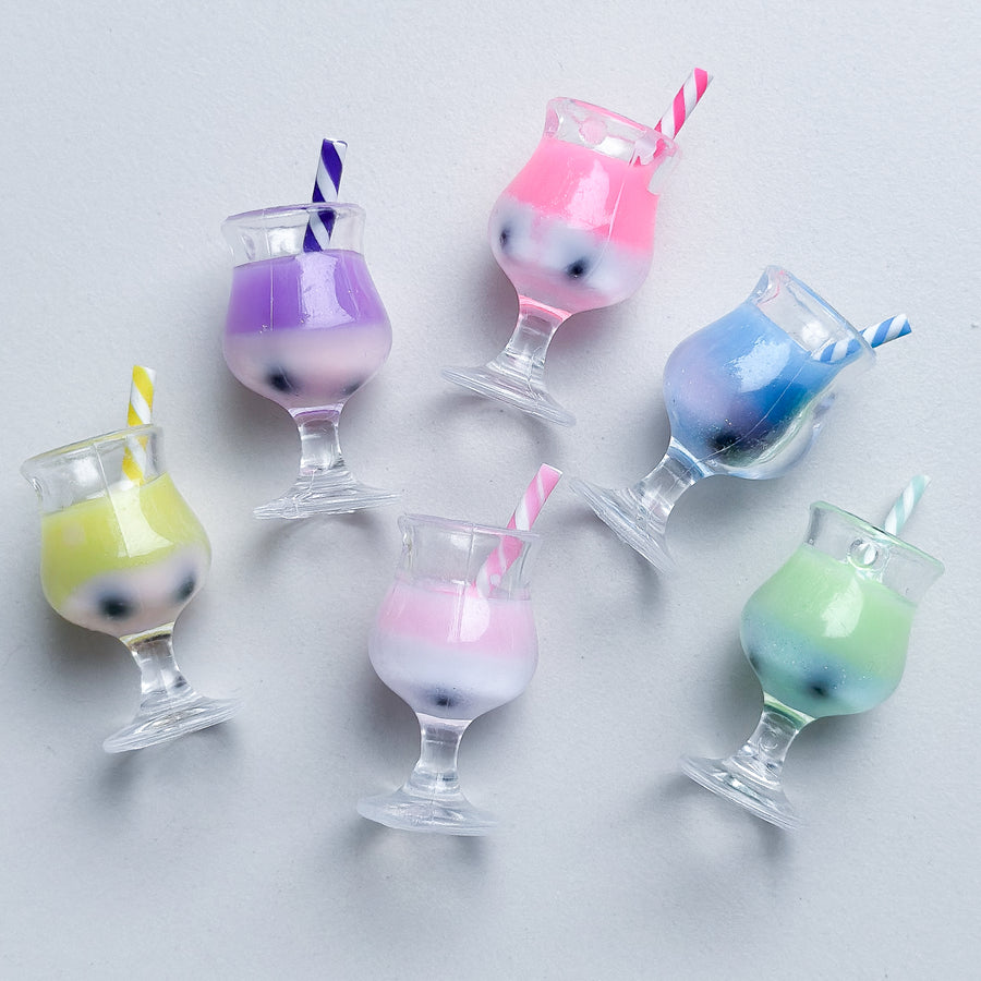 Charm Cocktail with straw 3D