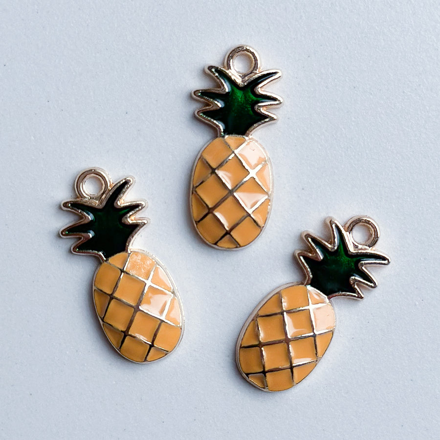 Charm Pineapple