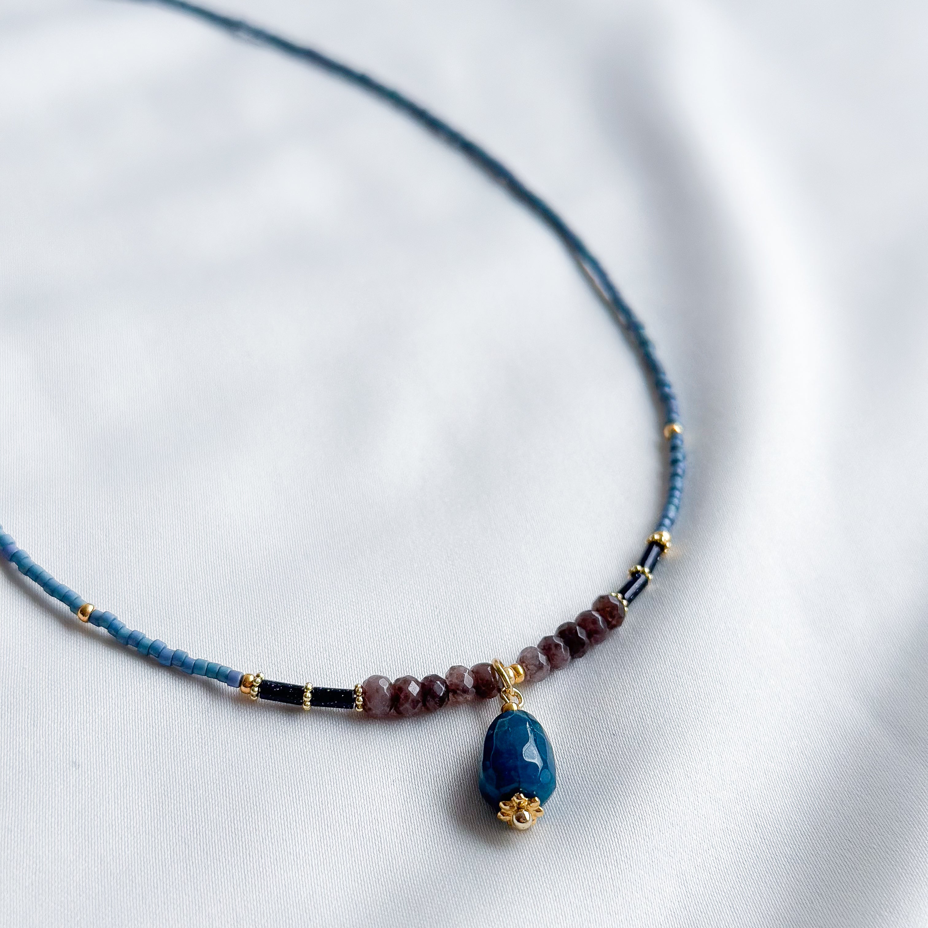 Ketting miyuki kraaltjes en natuursteentjes