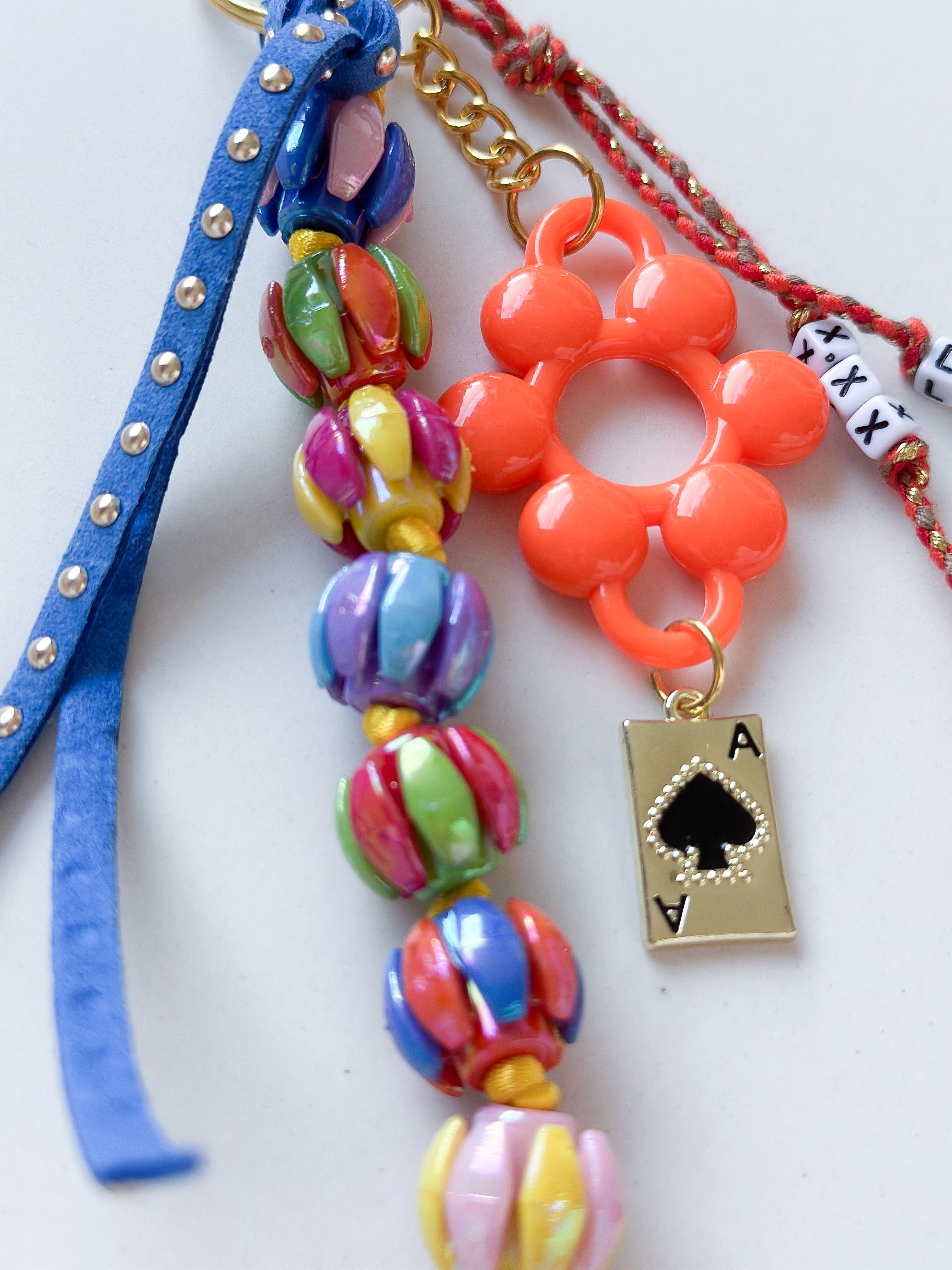 Bag charm Happy - oranje