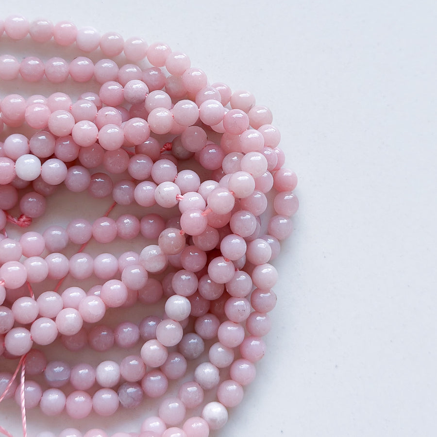 Pink opal - 4 mm