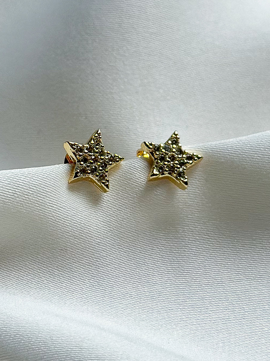 Oorbellen studs - sterretje met steentjes