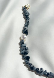 Telefoonkoord natuursteen - snowflake obsidian