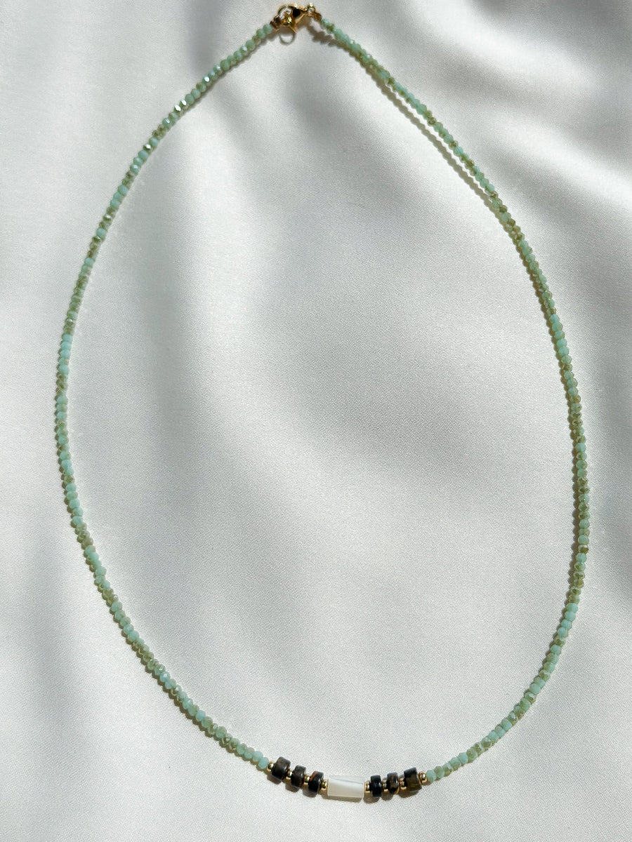 Chain cut glass - light green