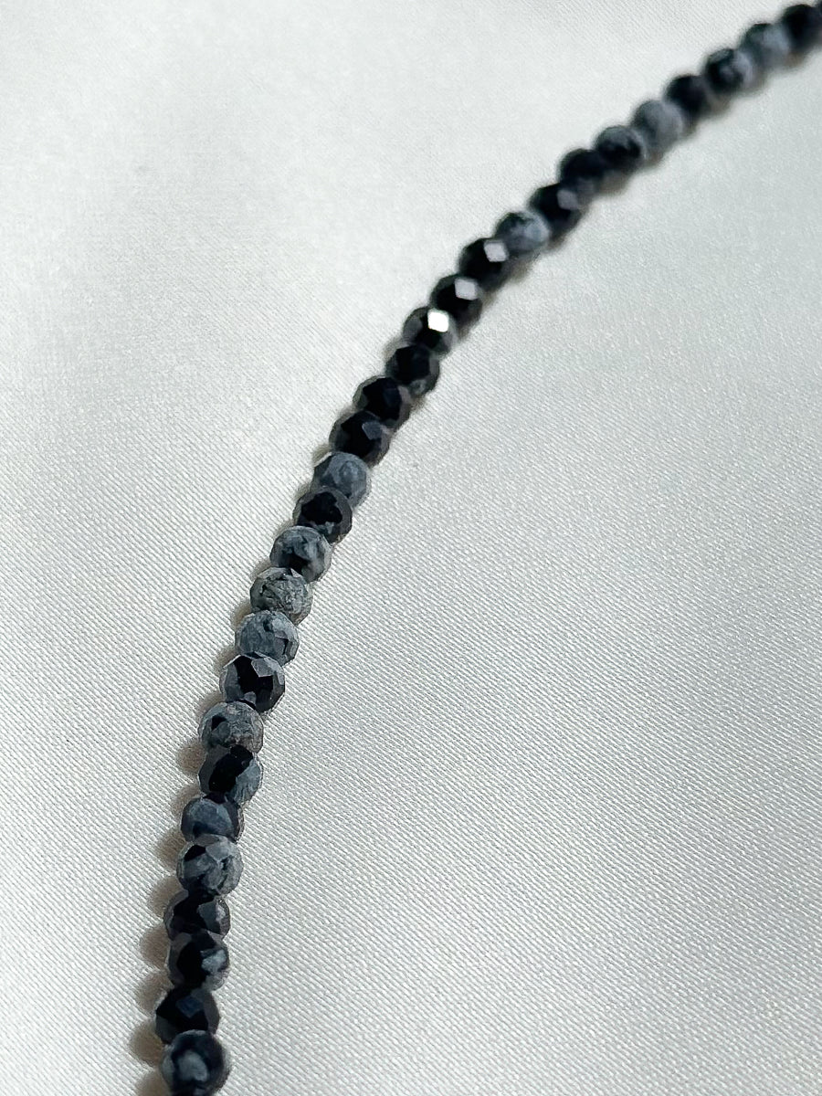 Necklace natural stone - snowflake obsidian