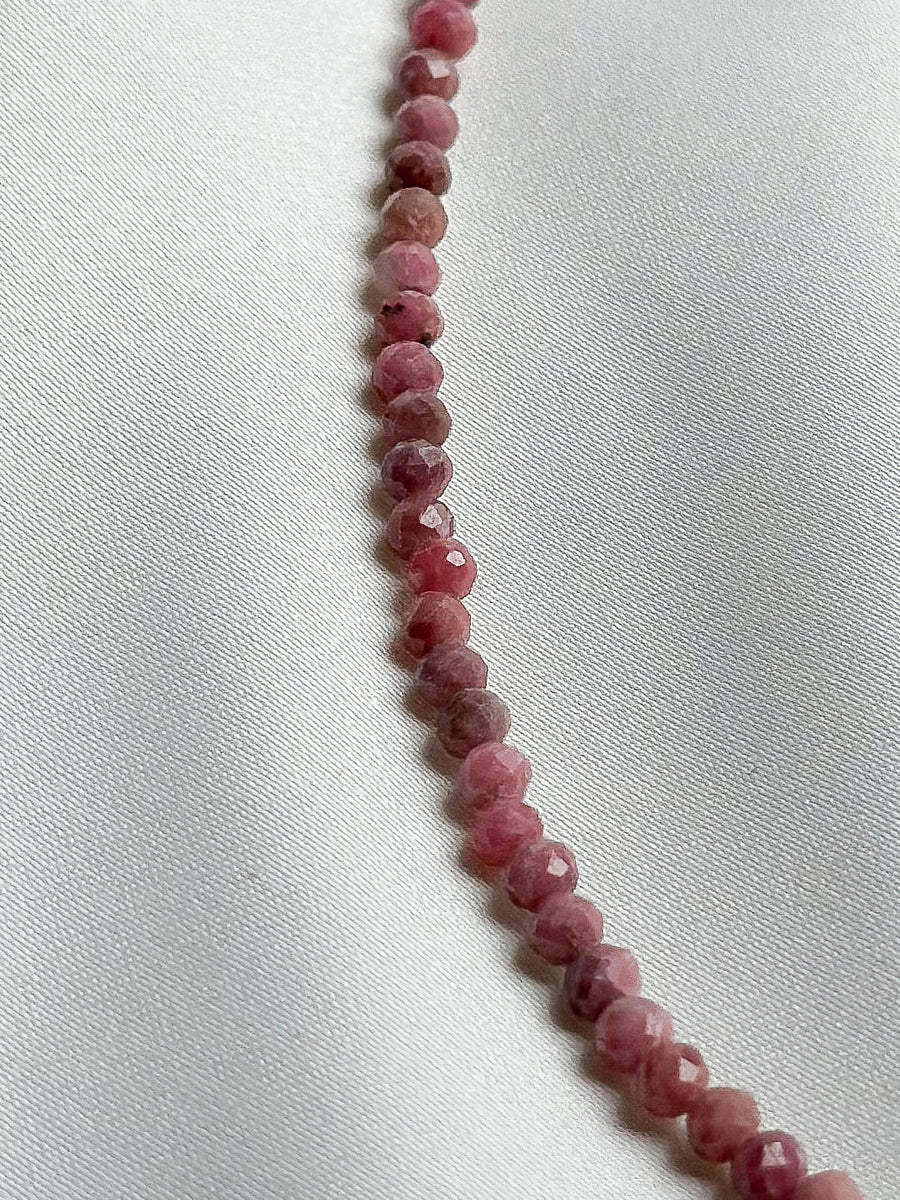 Necklace natural stone - rhodonite