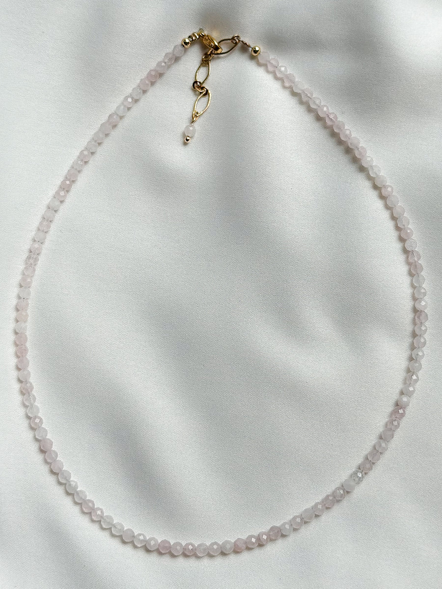 Necklace natural stone - rose quartz