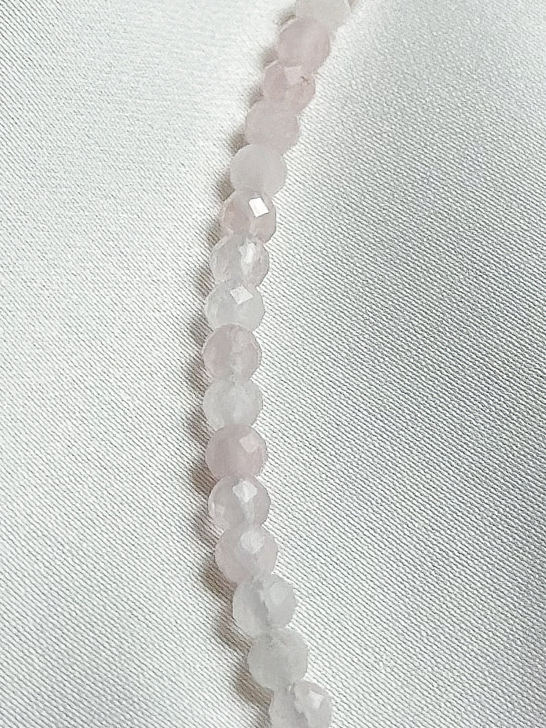 Necklace natural stone - rose quartz