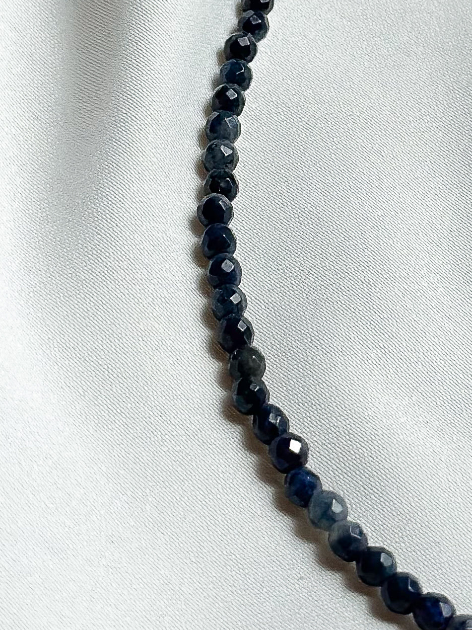 Necklace natural stone - sodalite