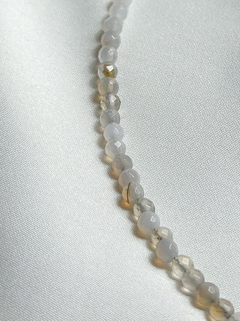 Necklace natural stone - botswana agate