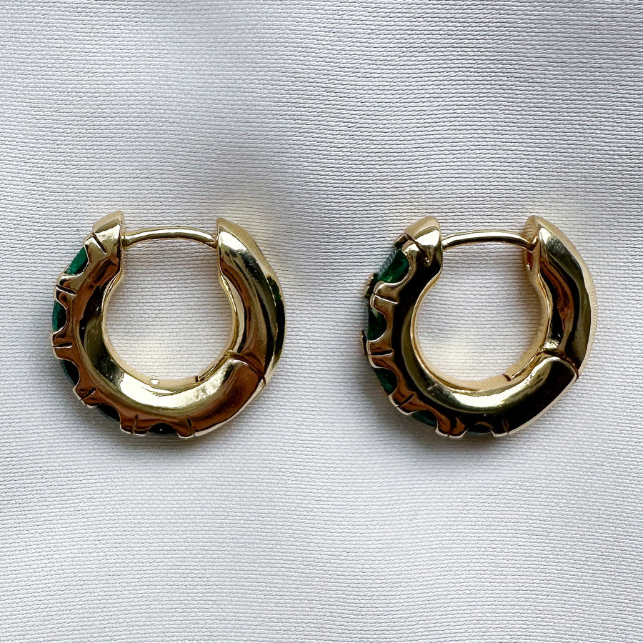 Hoop earrings - green stones